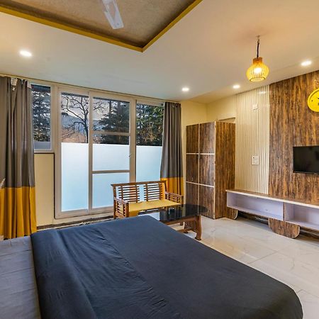 The Hosteller Mcleodganj, Mall Road Мак-Леод-Гейндж Экстерьер фото