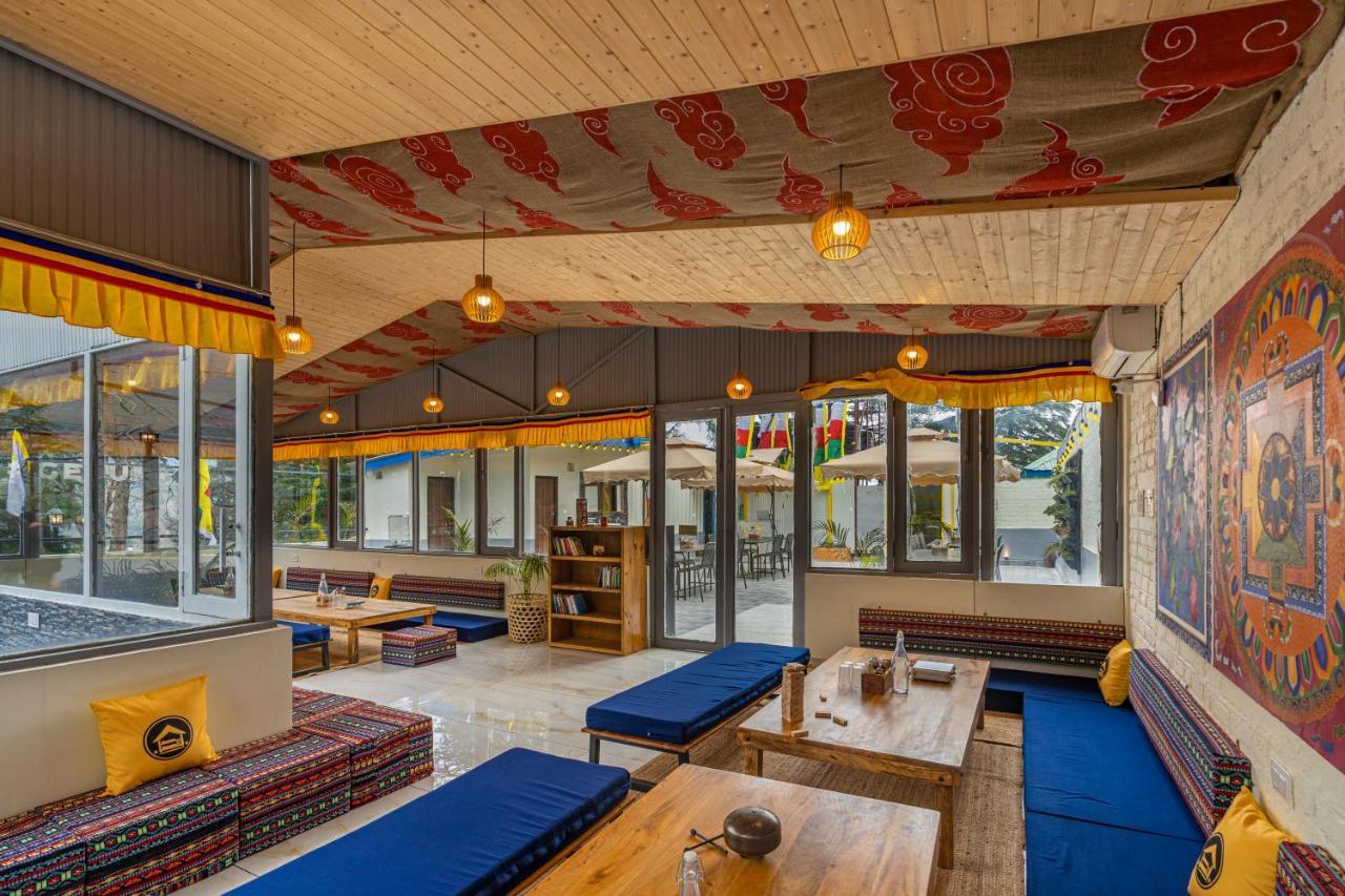The Hosteller Mcleodganj, Mall Road Мак-Леод-Гейндж Экстерьер фото
