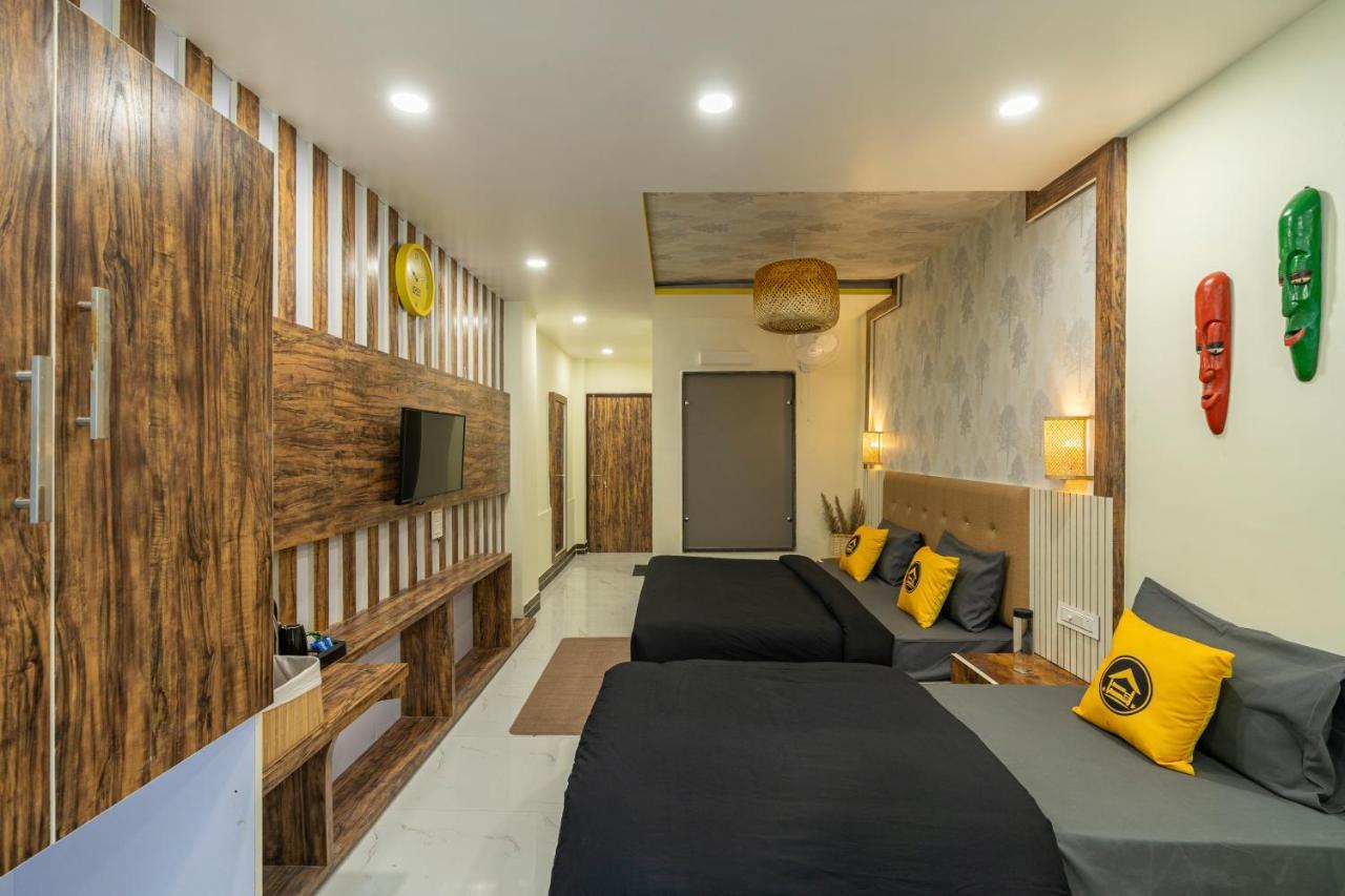 The Hosteller Mcleodganj, Mall Road Мак-Леод-Гейндж Экстерьер фото