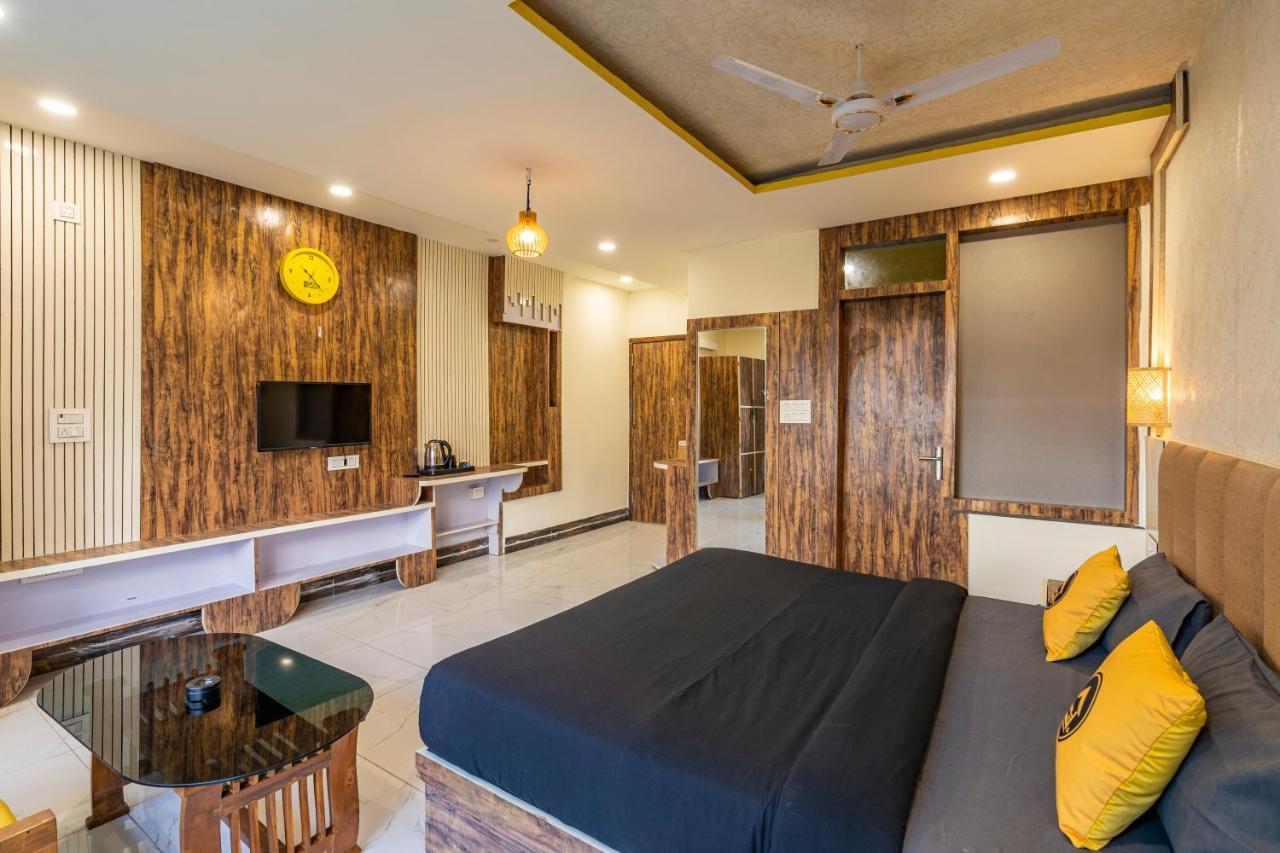 The Hosteller Mcleodganj, Mall Road Мак-Леод-Гейндж Экстерьер фото